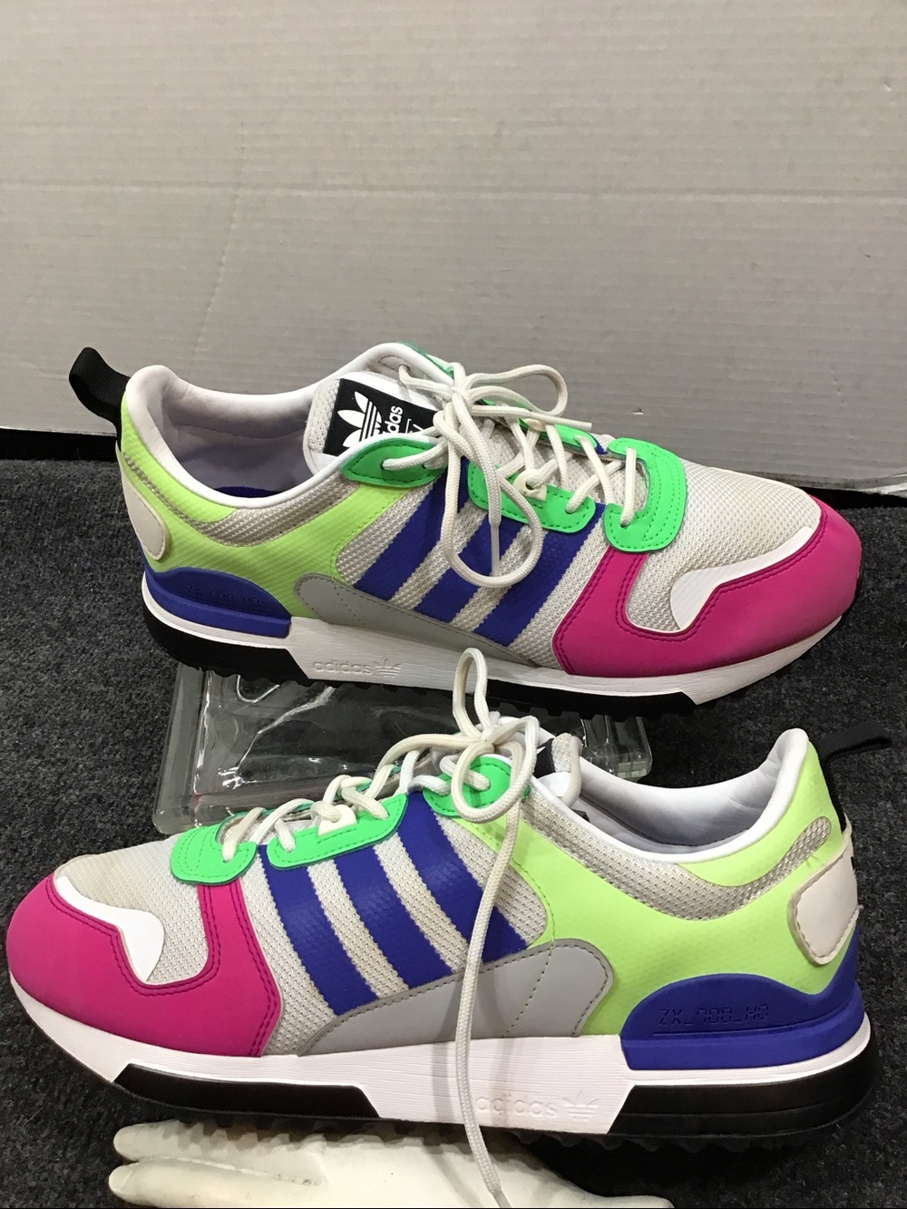 Adidas men’s ZX700HD retro neon sneakers 11 GX3436 - Picture 6 of 11